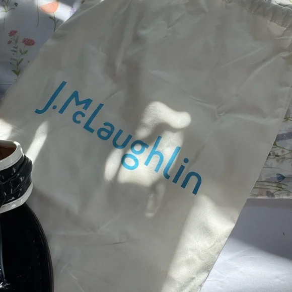 J. McLaughlin Black and Cream Women's Sandals - Picture 8 of 8